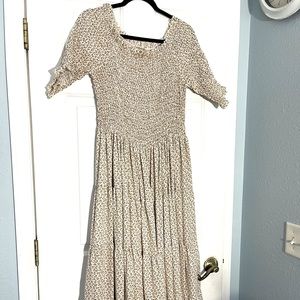 Jessakae Dress! Modest smock ditsy dress